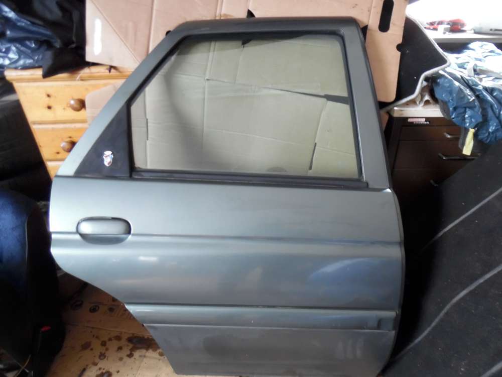 Ford Escort VII Tr Hinten Rechts grn