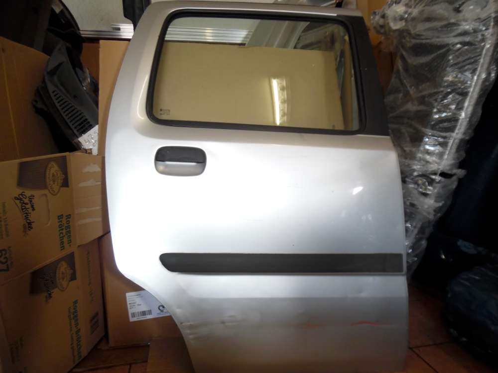 Opel Agila A Tr Hinten Rechts Silber Farbcode : Z147