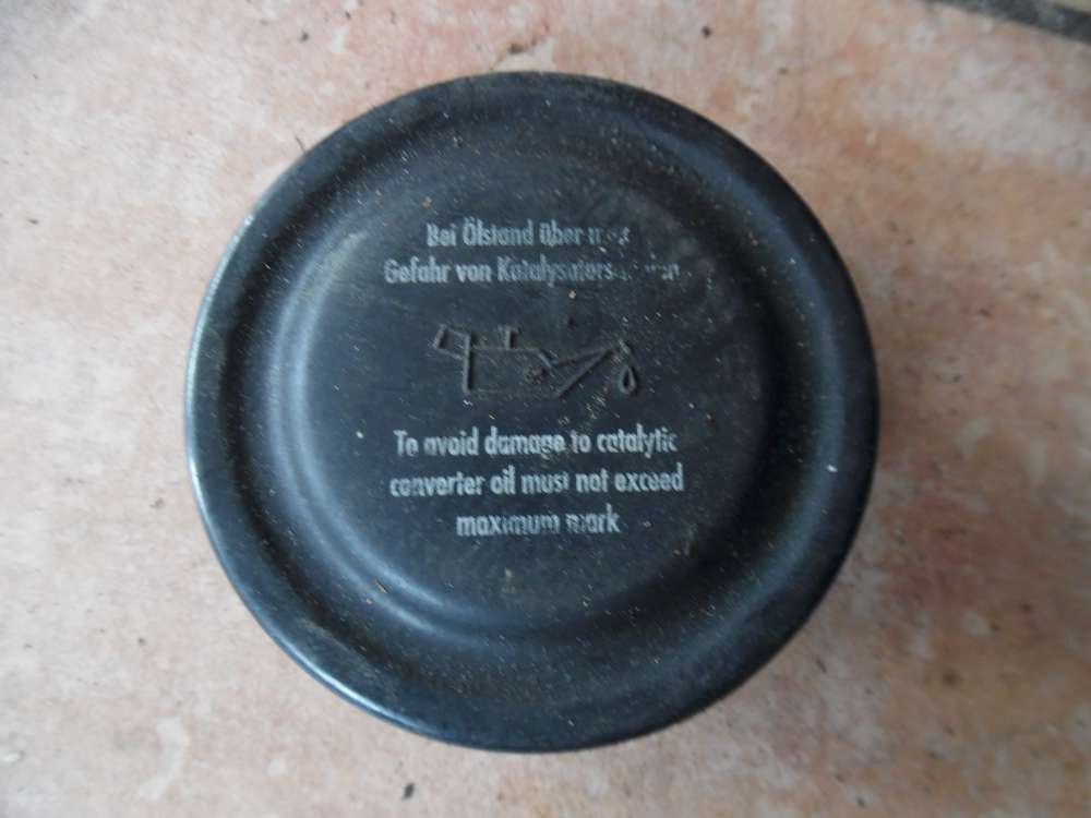 Skoda Fabia Abdeckung Einf�llstutzen �l 047103485