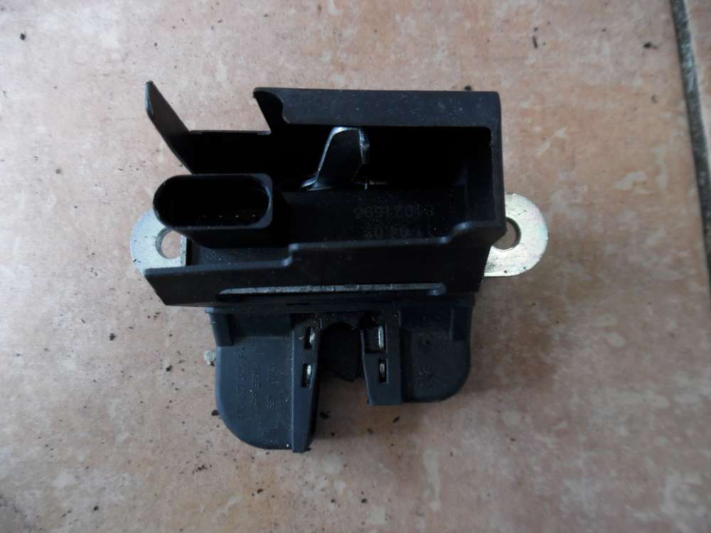 VW Passat 3C Heckklappenschlo Schlo 5K0827505