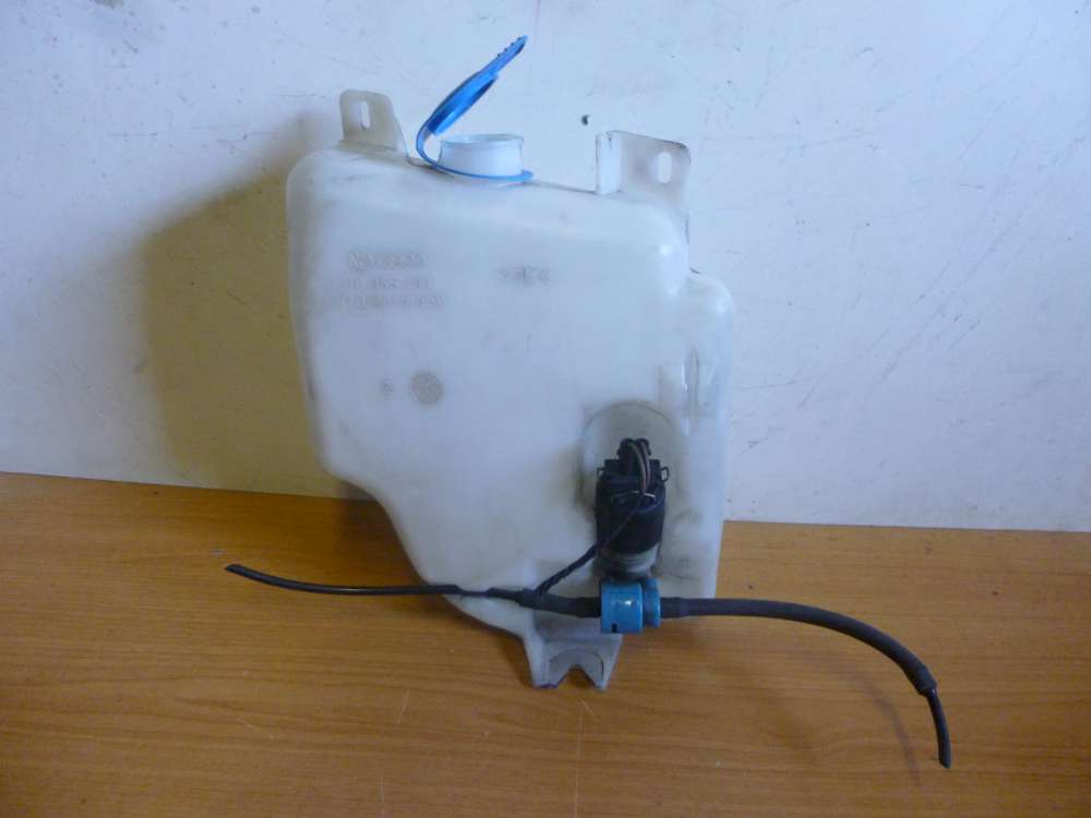 VW Golf III Wischwasserbehlter Wasserbehlter mit Pumpe 1H0955453 