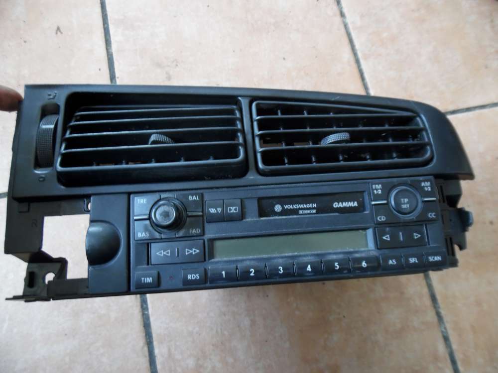 VW Golf III / IV Cabrio Lftungsgitter Mittelkosole Radio mit Kassette 1E1819736