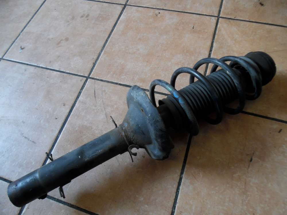 VW Golf IV 1,6 Federbein Stodmpfer Vorne Rechts