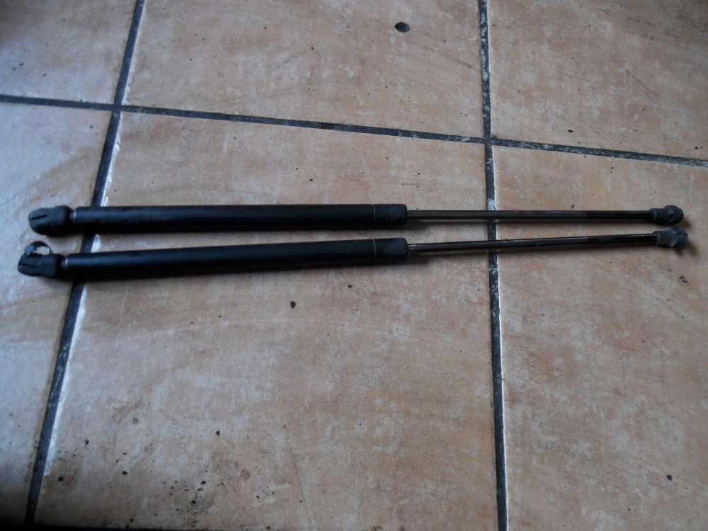 VW Golf IV 1J Gasfeder Heckklappe D�mpfer Kofferraum 1J6827550 