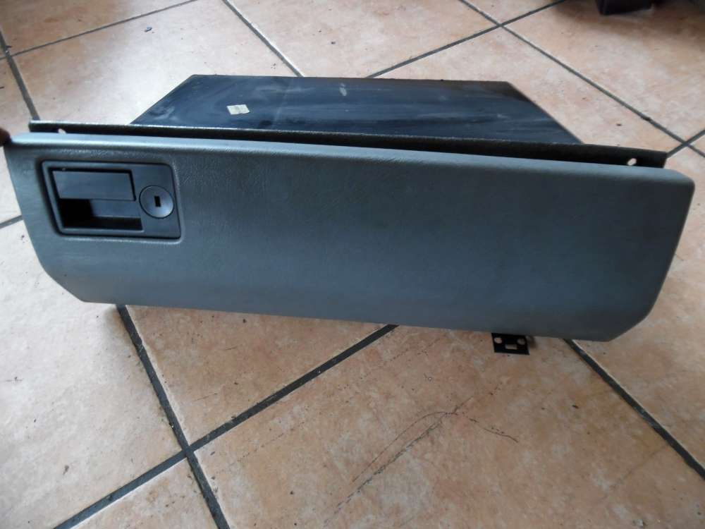 Volvo 850 Limo Handschuhkasten Ablagefach 