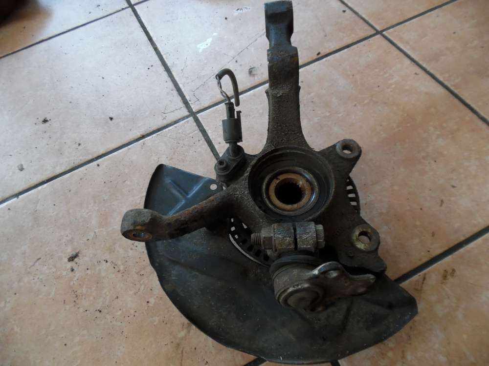 VW Golf III / IV Cabrio Achsschenkel Radnabe Vorne Links