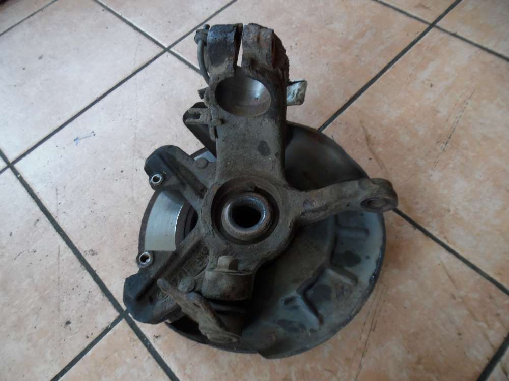 VW Polo 9N Achsschenkel Radnabe Vorne Rechts