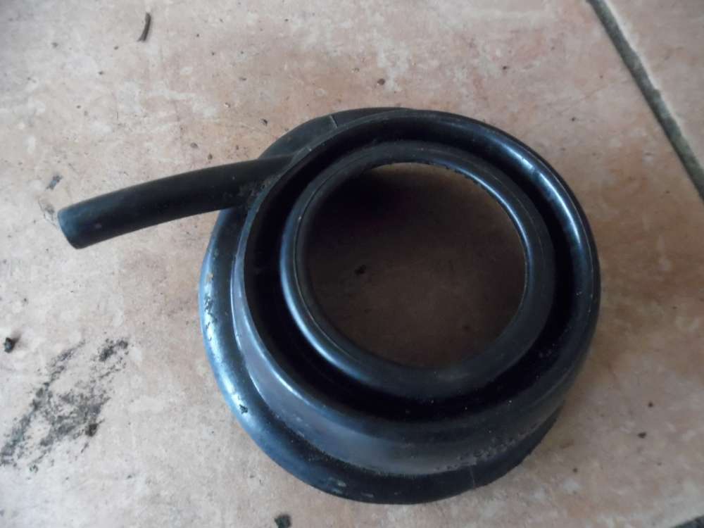 VW Golf III Gummidichtung Tankeinfllstutzen 1H0201253