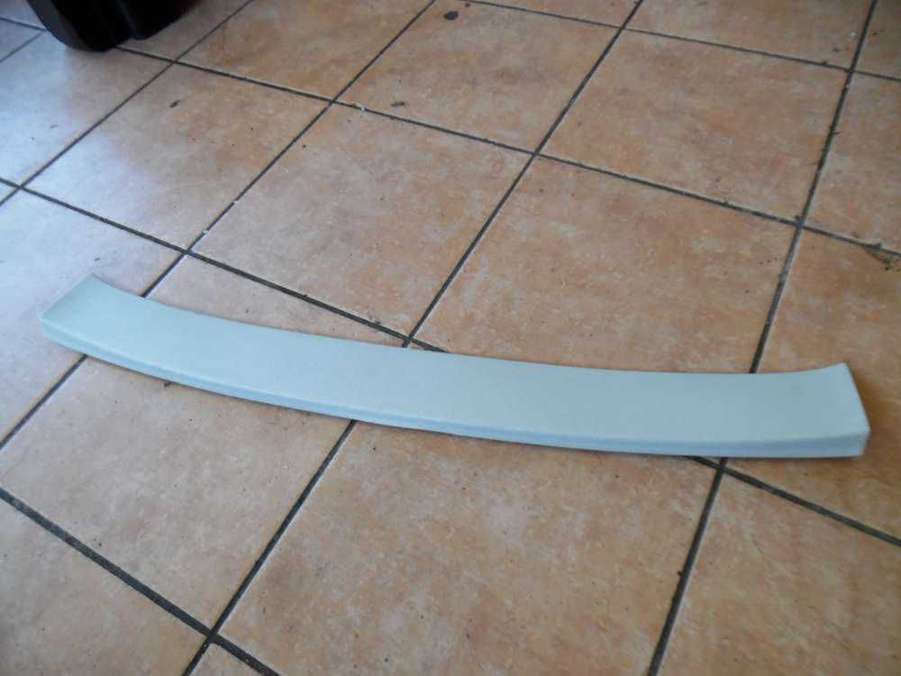 VW Polo 9N Abschlussleiste Himmel oben Hinten 6Q6867617