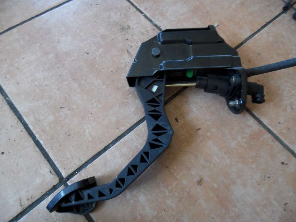 VW Polo 9N Kupplungspedal Kupplungszylinder 6Q1721059 