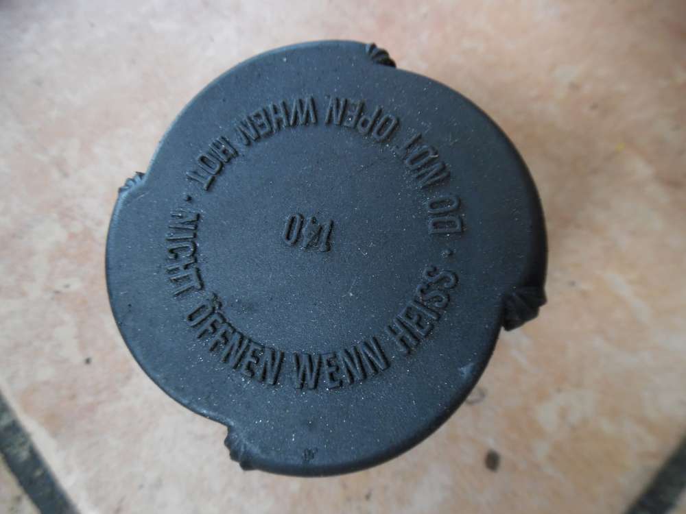 BMW E30 Khlerdeckel  Deckel 1742232 