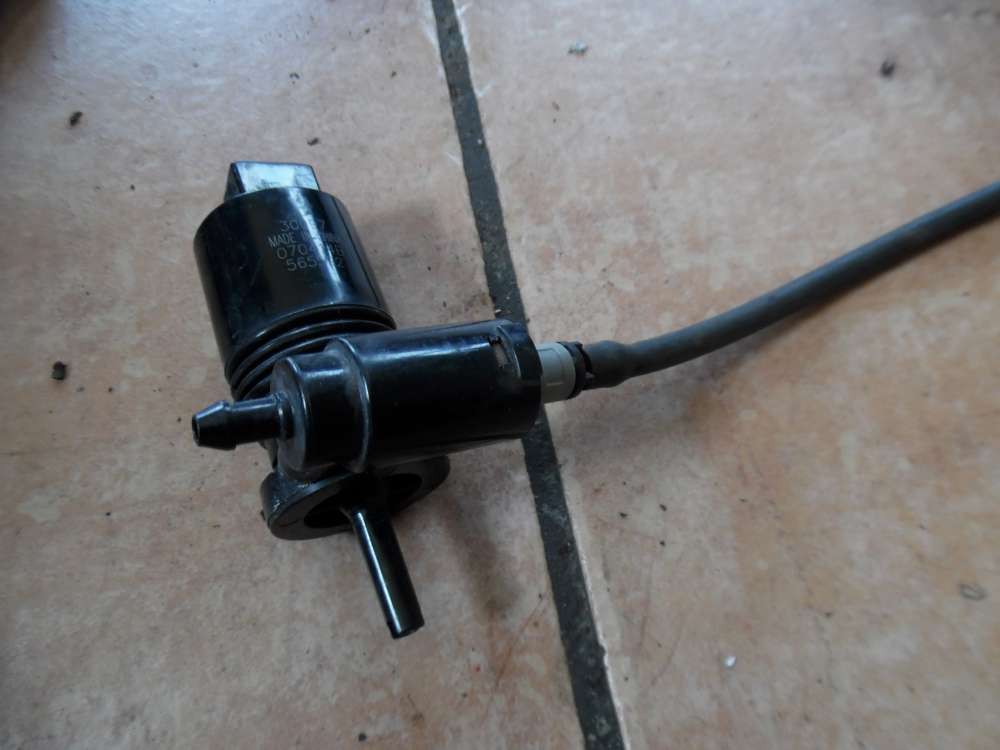 Nissan Note E11 Scheibenwaschpumpe 30097 070414b 565592