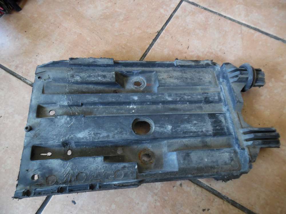 Volvo 850 Batteriehalter Halter 9444453