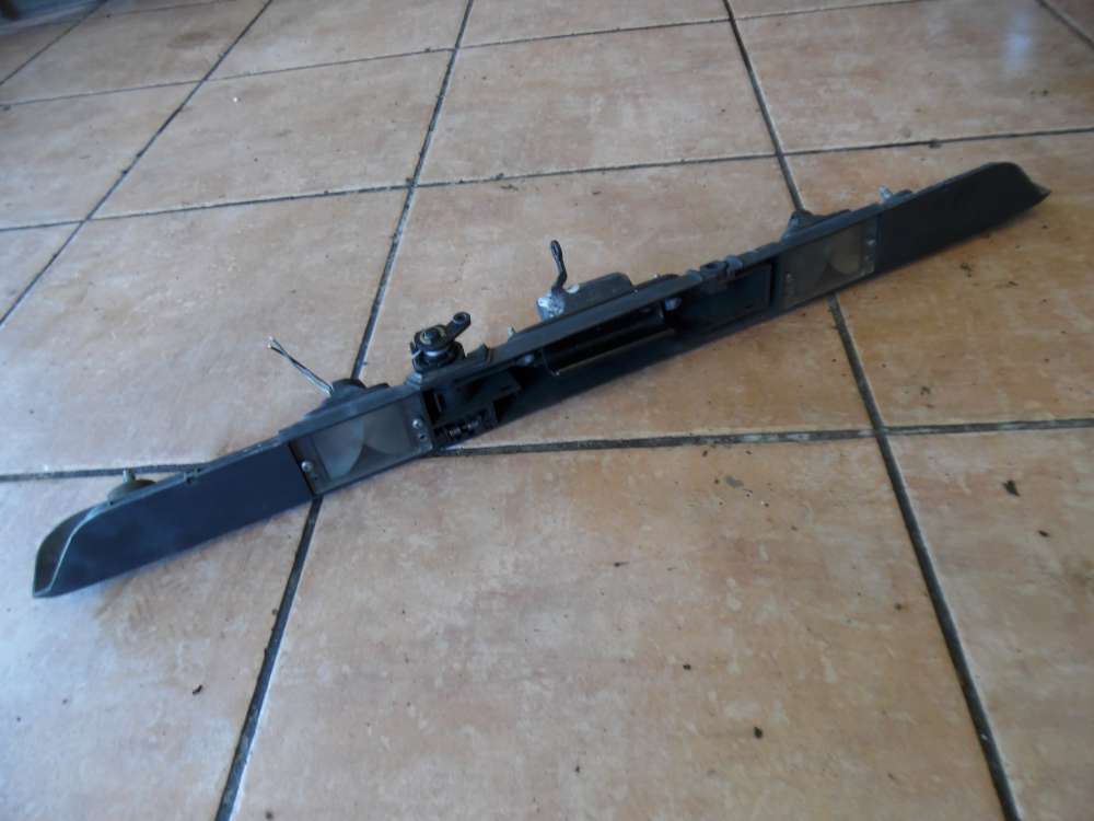 Volvo 850 Griffleiste Kennzeichenleuchte 9152436