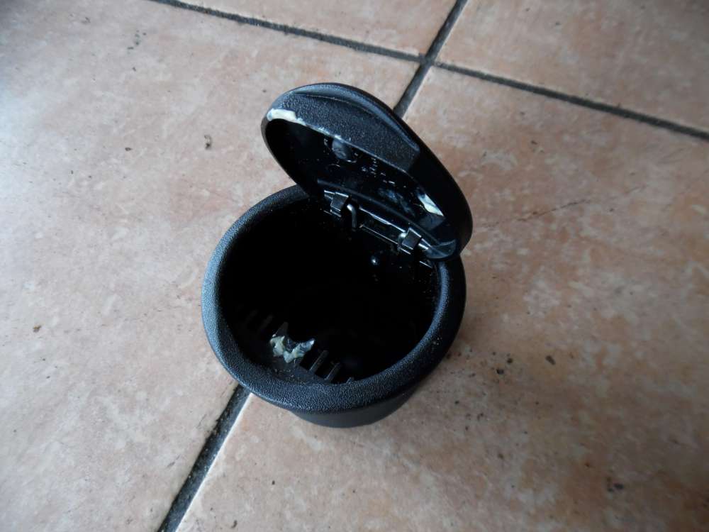 Ford-Focus I Aschenbecher Ascher 2M51-5404788