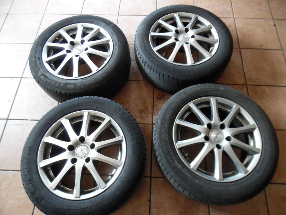 4x Alufelgen mit Sommerreifen Michelin Kia Carens 215/ 55 R16 97W  7j x16H2   ET40  KBA : 48736