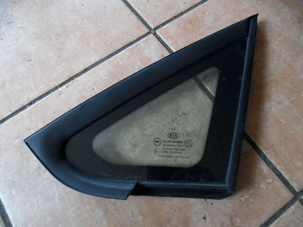  Kia Carens III Seitenscheibe Dreieckscheibe Vorne Links 87870-1D000