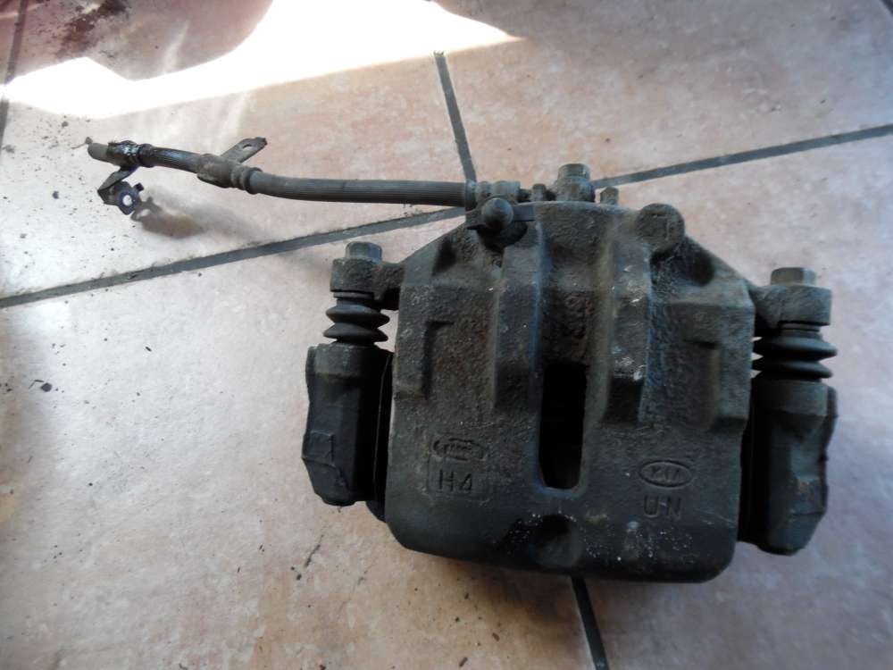 KIA Carens III 2,0 Bremssattel Vorne Rechts 