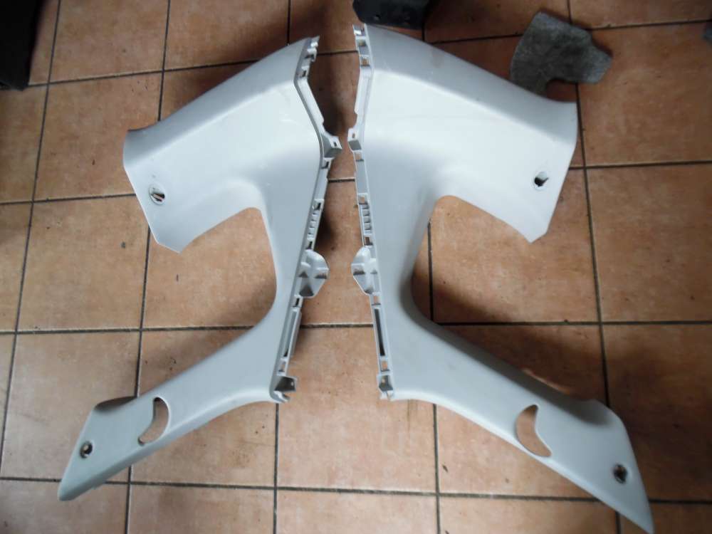 KIA Carens III C-Sulen Verkleidung Abdeckung Himten 85850-1D510 / 85860-1D510