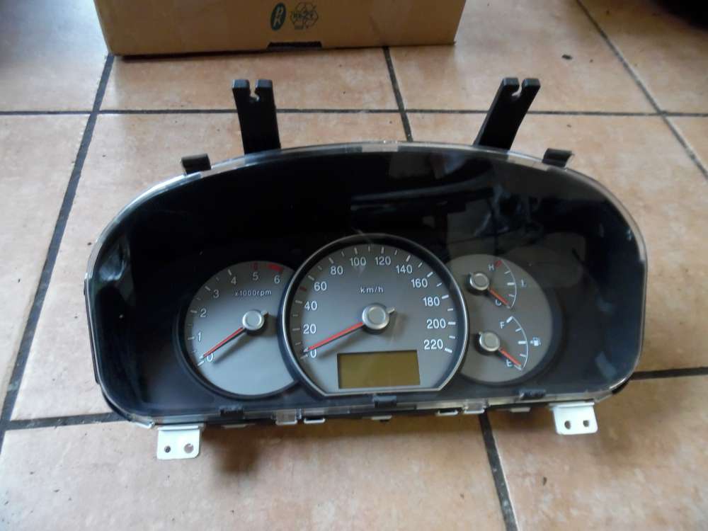 KIA Carens III Tacho Tachometer Kombiinstrument 94003-1D810