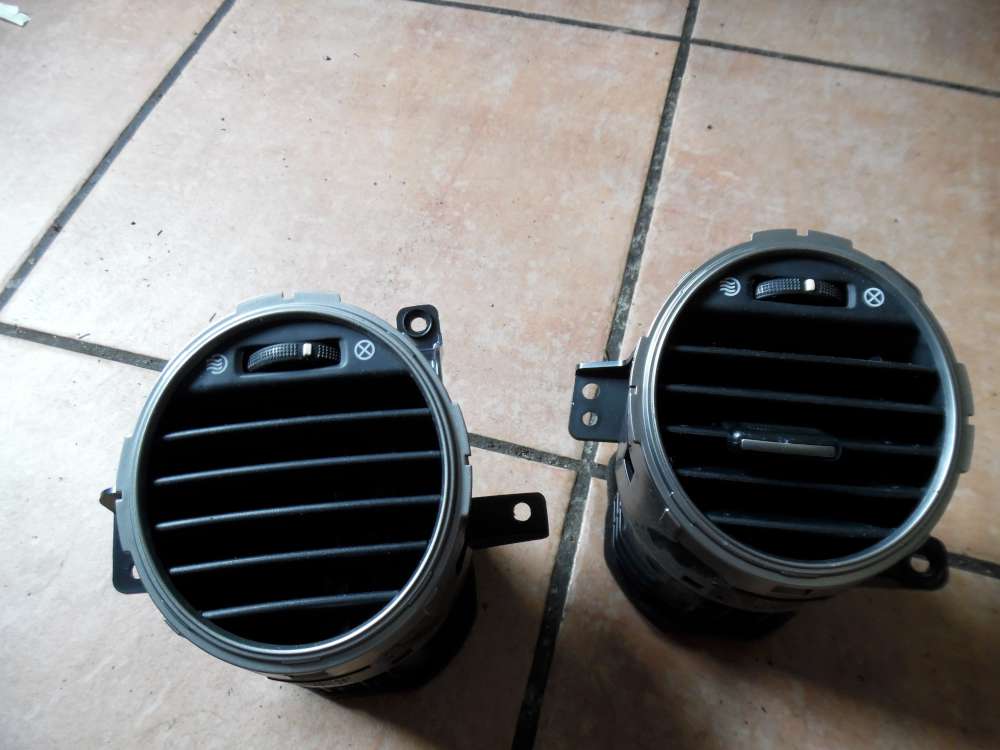 KIA Carens III Luftdse mitte 97410-1D000 / 97420-1D000
