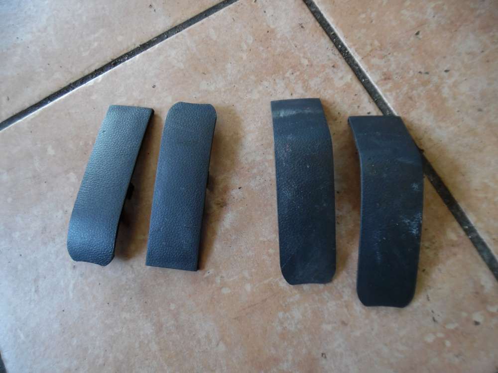 KIA Carens III Abdeckung Verkleidung 1363146 / 1363149