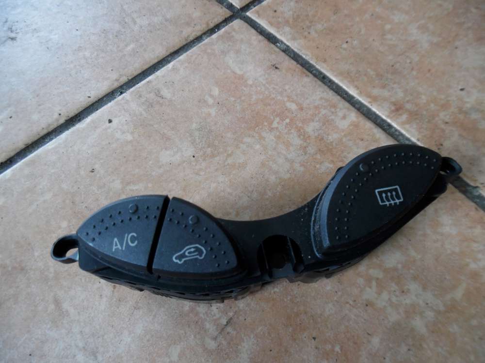 Ford Focus I Schalter Klima Heckscheibenheizung YS4T19A945BA