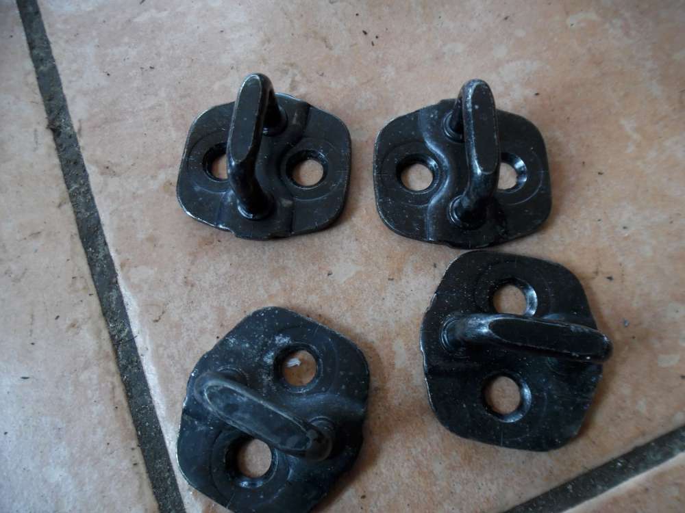 Renault Koleos Y T�rfanghaken Schlie�keil