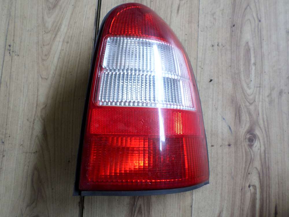 Opel Vectra B Orginal Rckleuchte hinten rechts 90585003 Caravan Bj 98