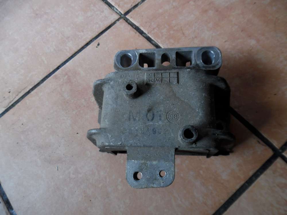 Skoda Octavia 1U Motorlager Motorhalter Rechts 1J0199282 
