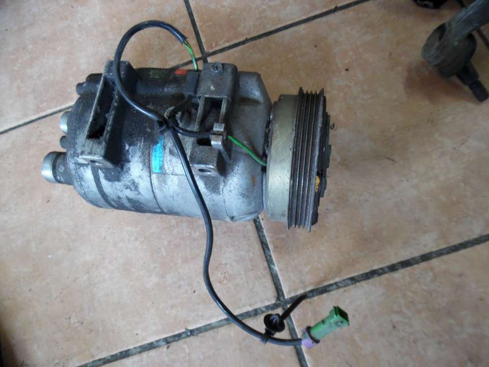 VW Passat 3B Klimakompressor Kompressor 8D0260805D 