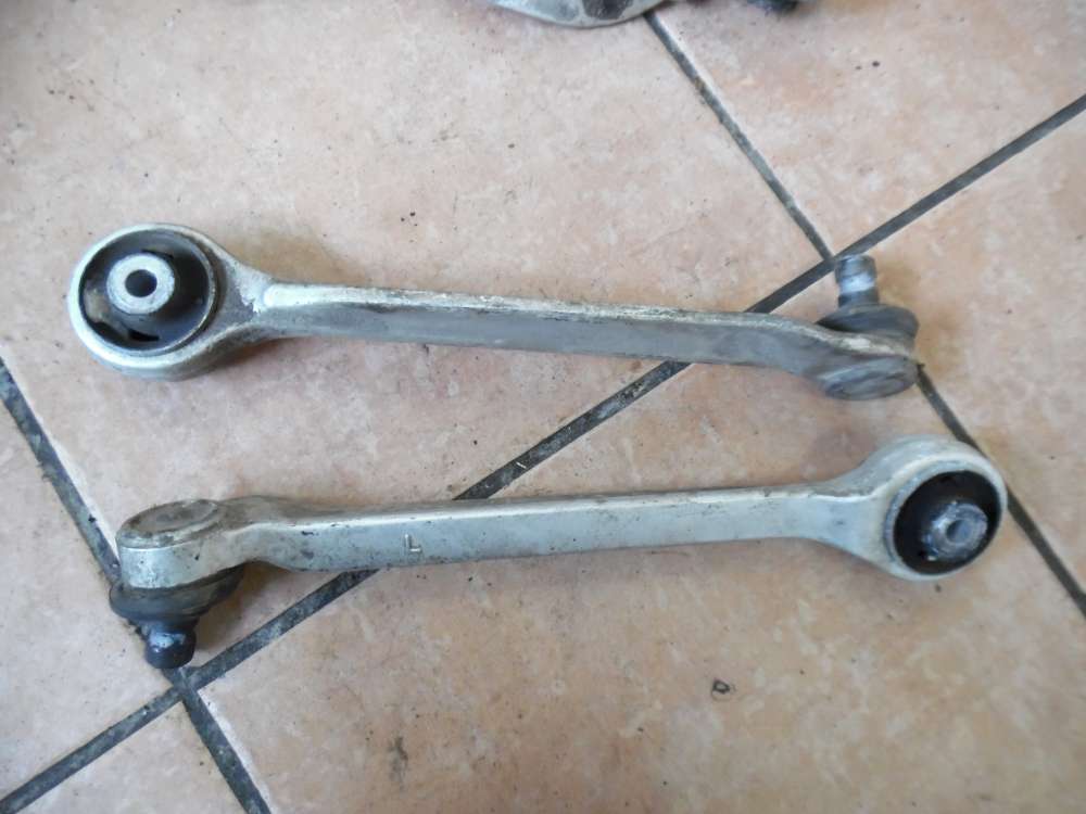 VW Passat 3B Querlenker Vorne oben Rechts / Links 