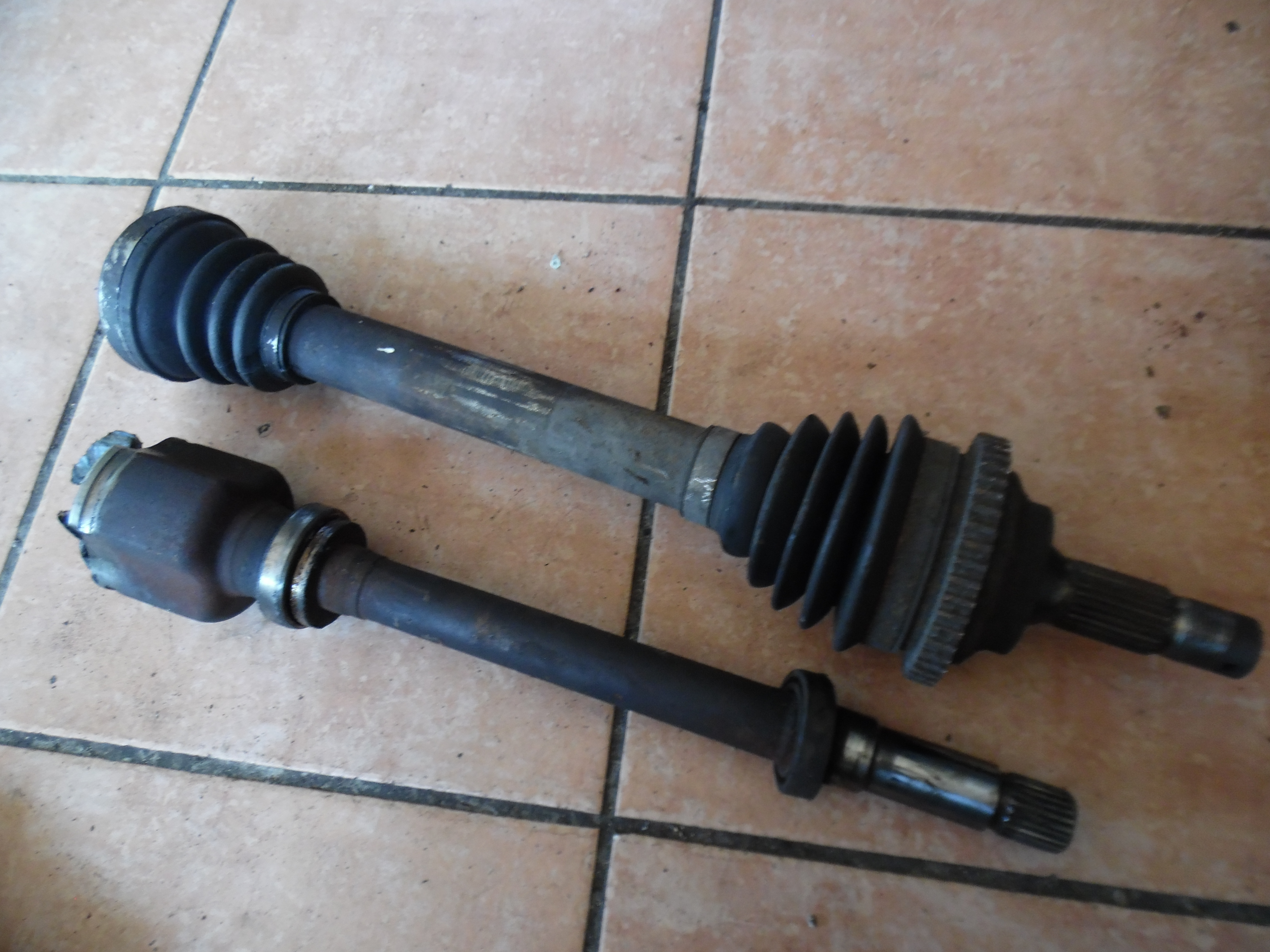 Peugeot 206 Cabrio 1,4L Antriebswelle Vorne Rechts 