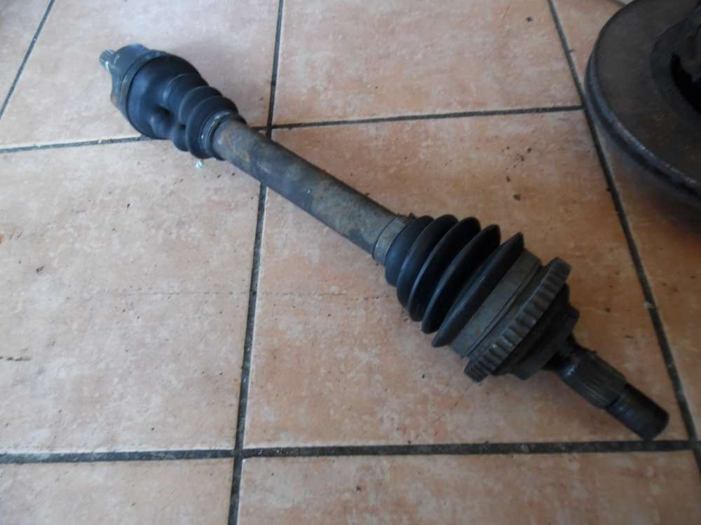 Peugeot 206 Cabrio 1,4L Antriebswelle Vorne Links