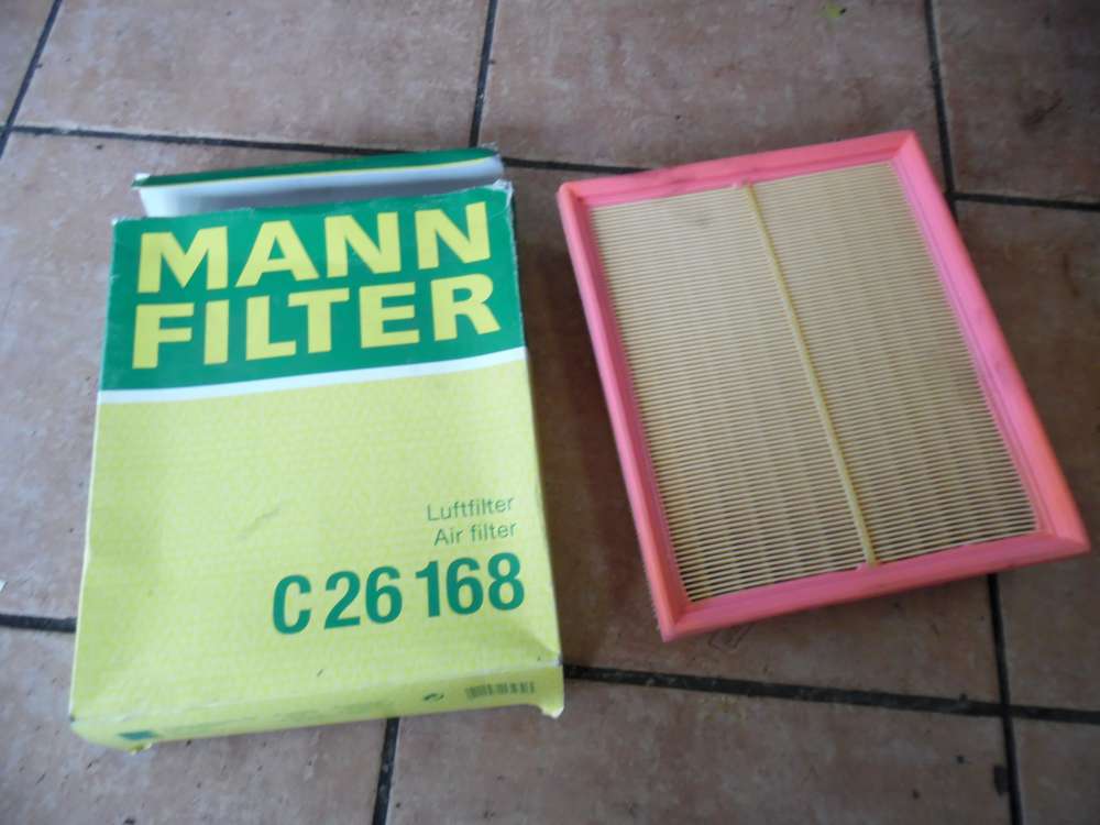 VW Audi Luftfilter MANN-FILTER C 26 168 