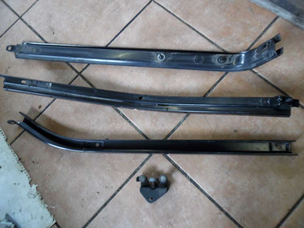 Renault Kangoo FC Laufschienen Trschienen Schiebetr Rechts 7700303516