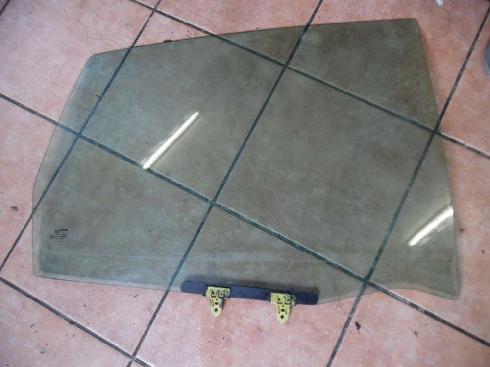 Nissan Almera Tino T�rscheibe Scheibe Hinten Rechts