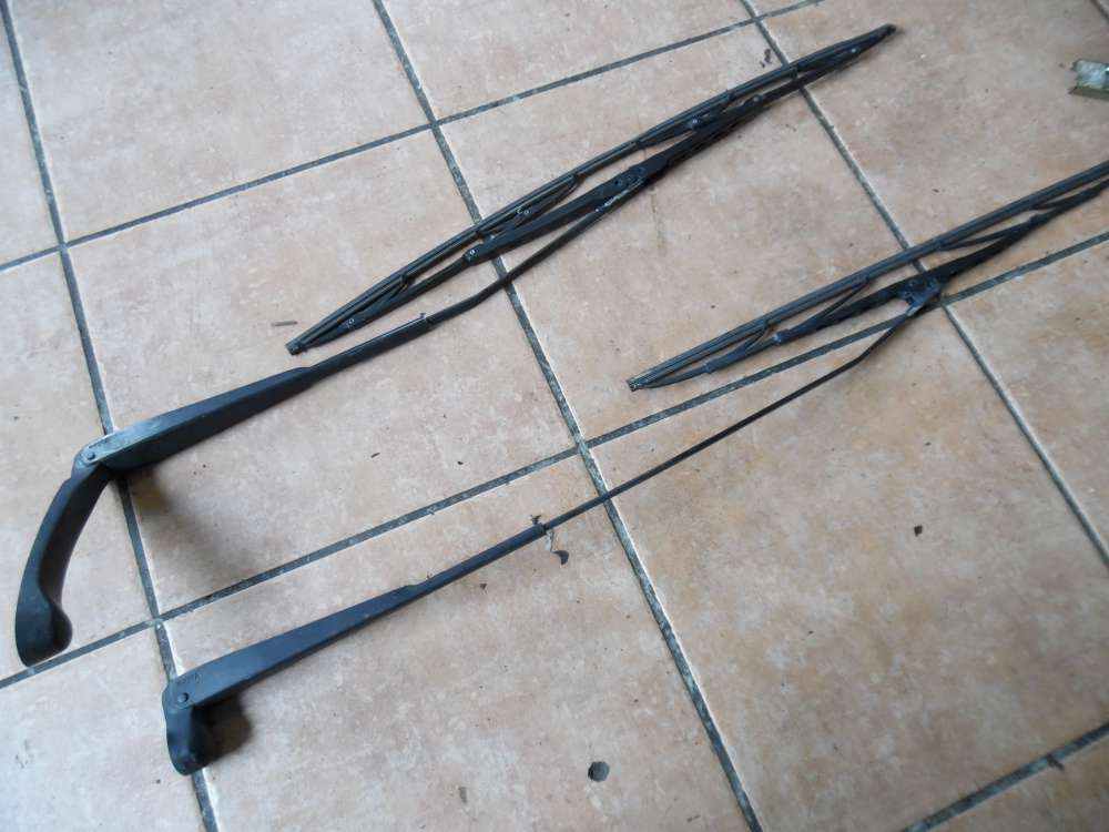 Renault Laguna I B56 Wischerarm Scheibenwischer Vorne