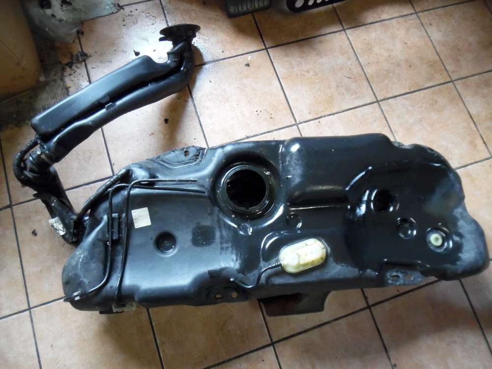 Peugeot 206 Cabrio 1,4L Kraftstofftank Benzintank 9636667080 