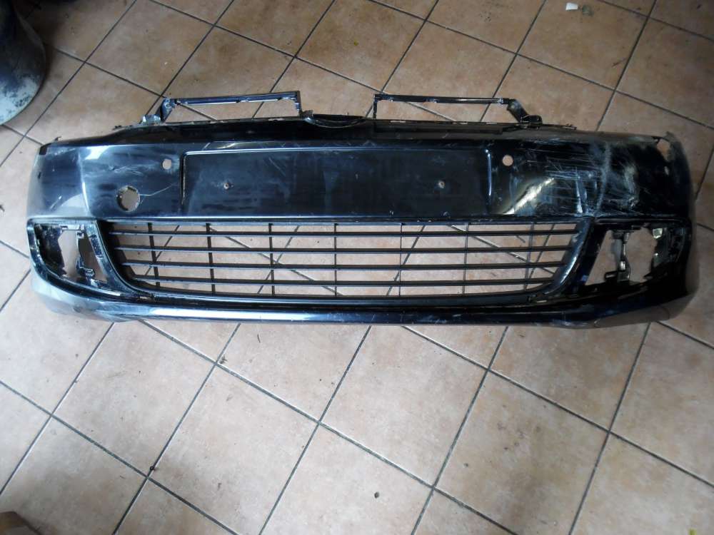 VW Golf  VI 5K Stostange Vorne 5K0807221 Schwarz