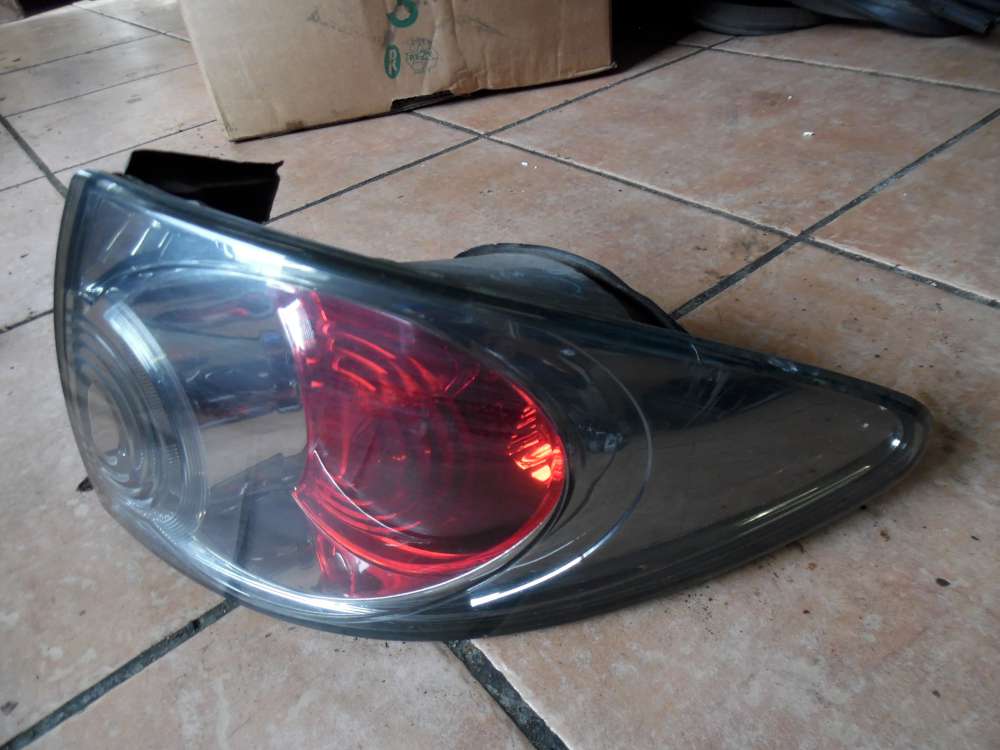 Mazda 6 R�ckleuchte Heckleuchte Rechts 22061974 