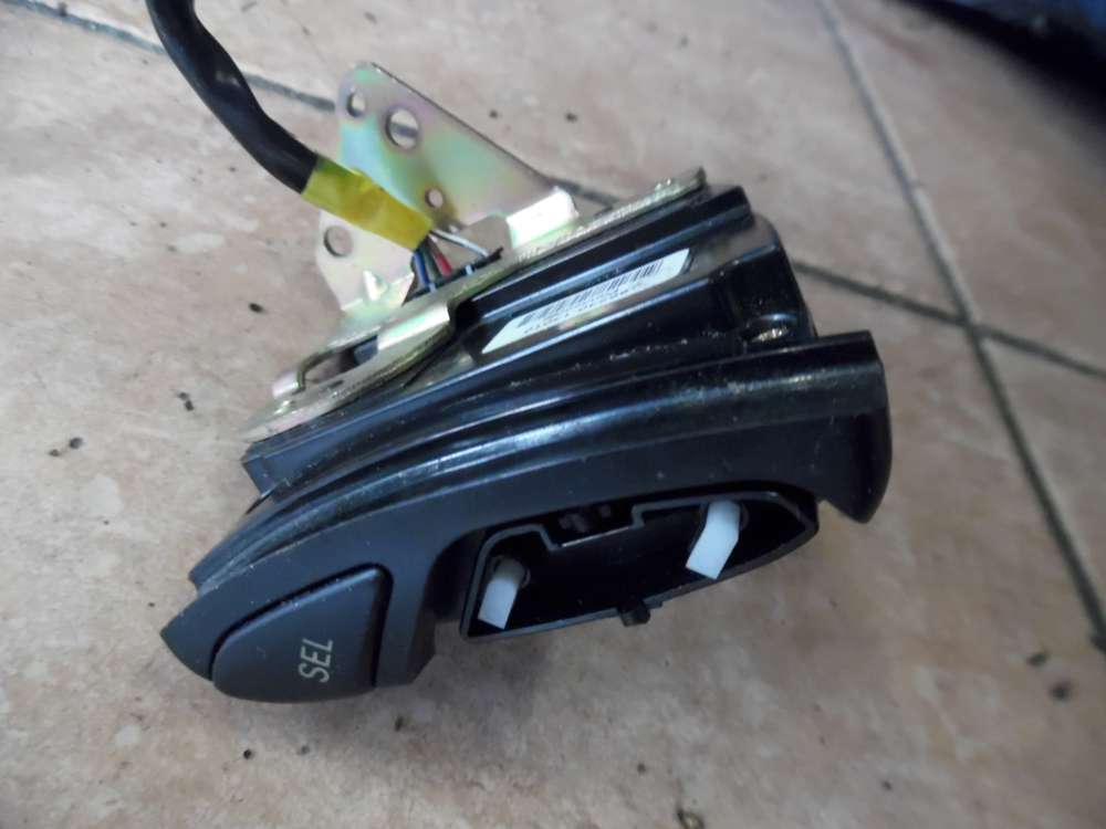 Toyota Yaris Verso Schalter Lenkrad  86230-13010 