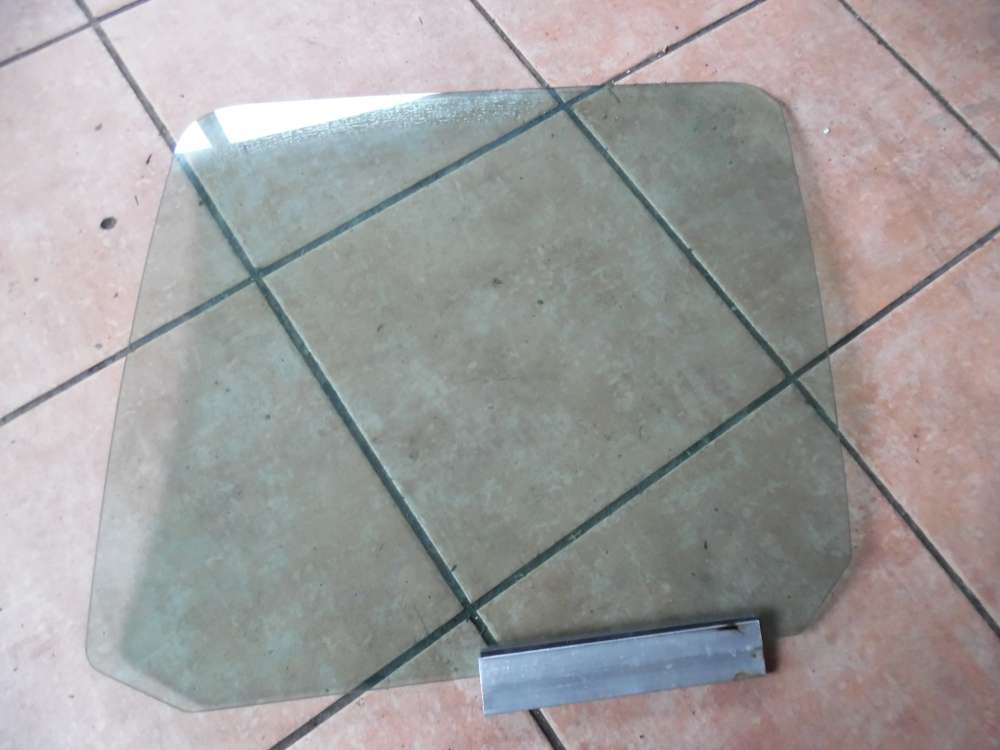 Ford Fiesta IV Trscheibe Scheibe Hinten Links 
