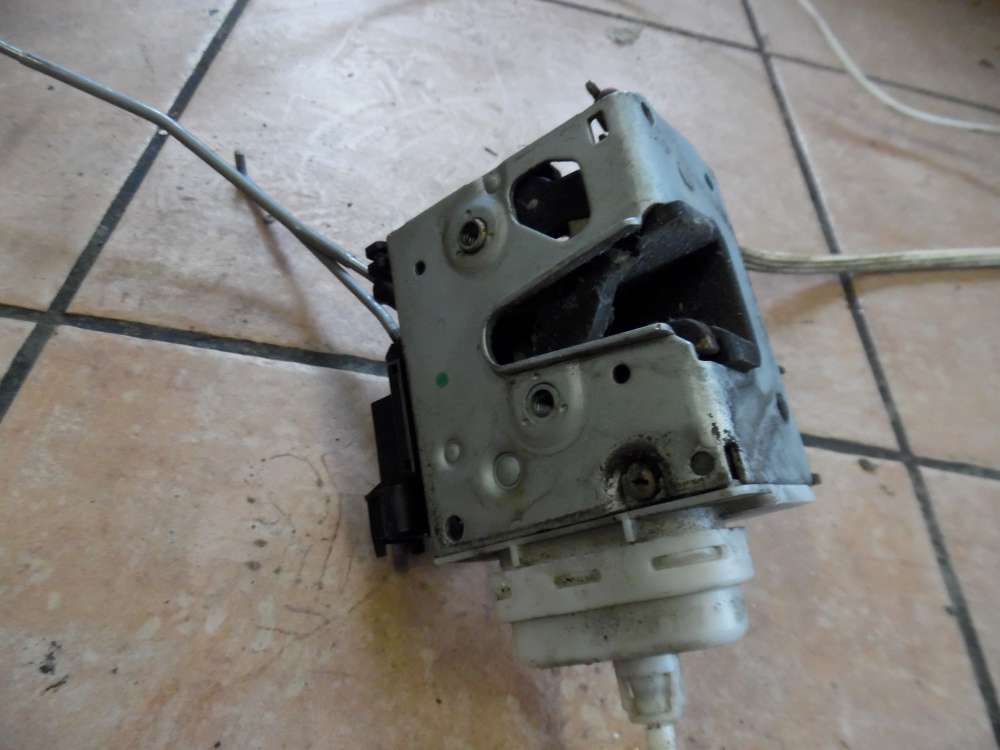 Audi A4 B5 T�rschlo� Schlo� Vorne Rechts 8D1837016