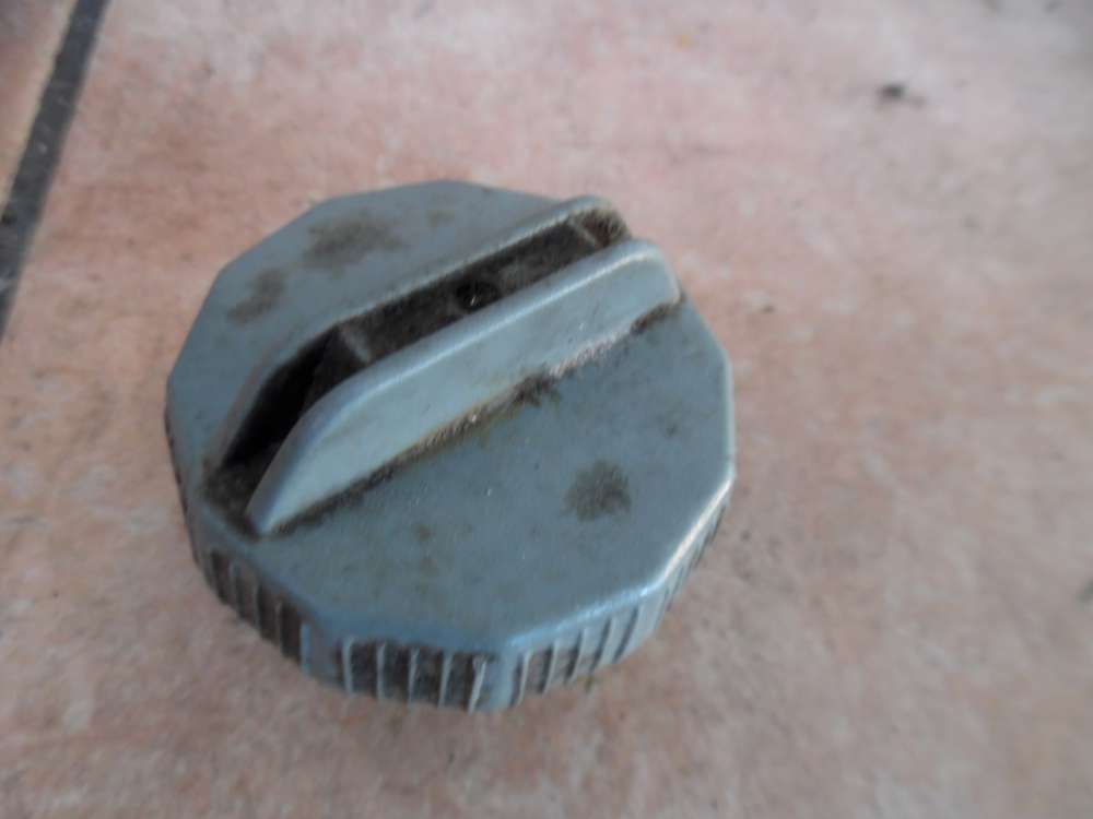 Mazda 626 Tankdeckel Verschluss 