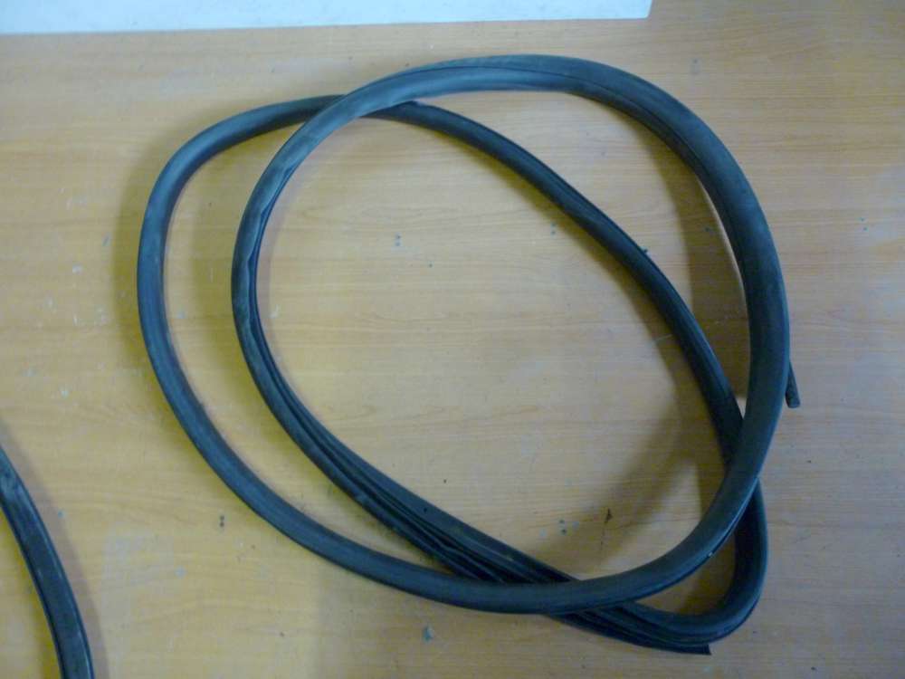 Seat Ibiza 6L T�rdichtung Dichtung Vorne Links 6L3 867 365