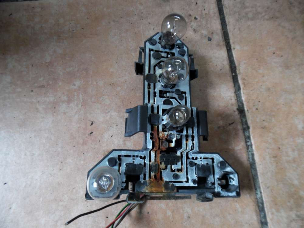 VW Golf IV Lampentrger Rcklicht Rechts 1J6945257