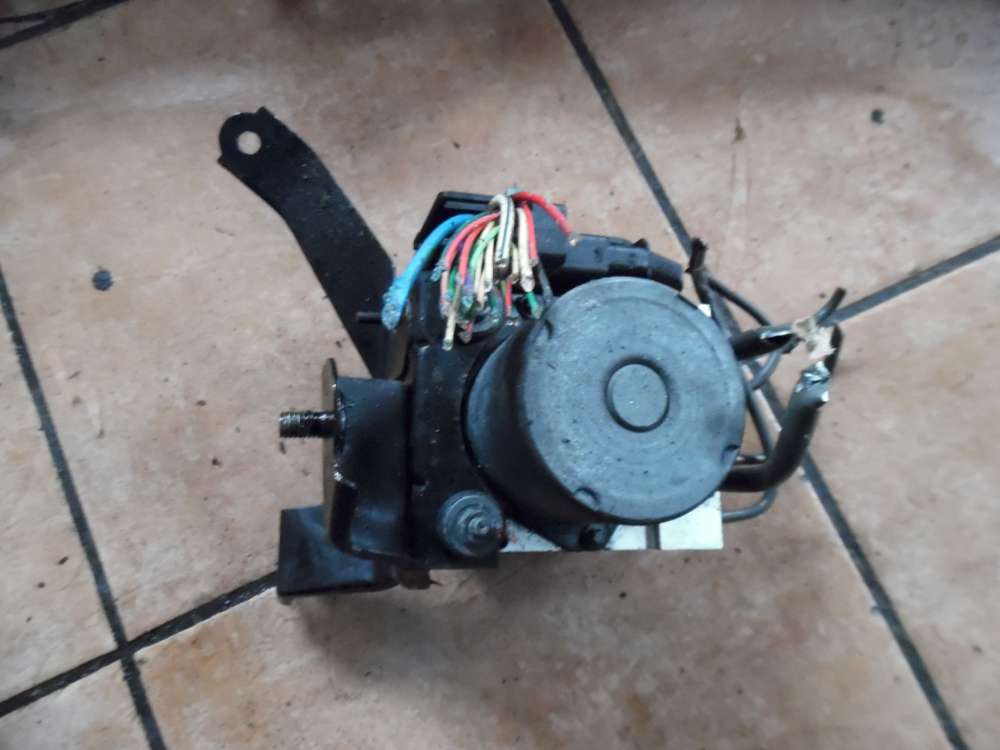 Toyota Corolla Verso 2,2d ABS Hydraulikblock 44540-0F020 