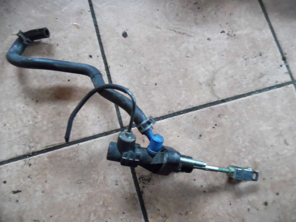 Toyota Corolla Verso 2,2d Geberzylinder Kupplung