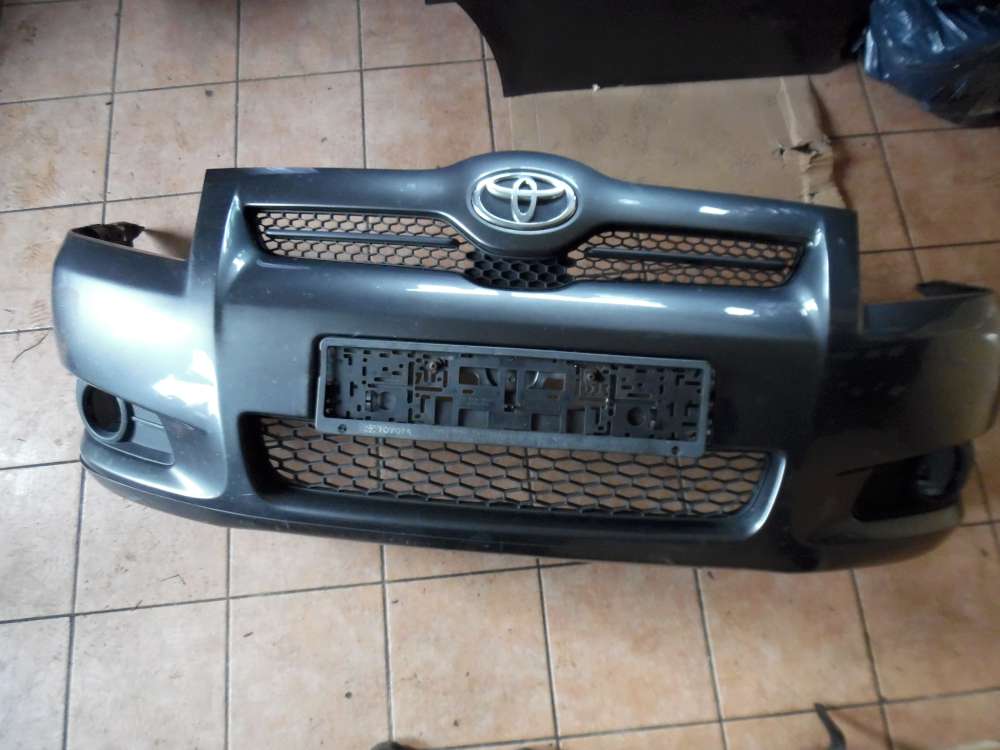 Toyota Corolla Verso Stostange Vorne grau